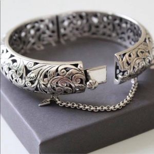 Silpada artisan sterling silver .925 filagree hinged bangle